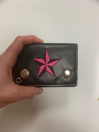 billetera estrella rosa bordada para cadena
