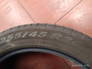 2 Neumáticos Pirelli Scorpion 255/45 R20