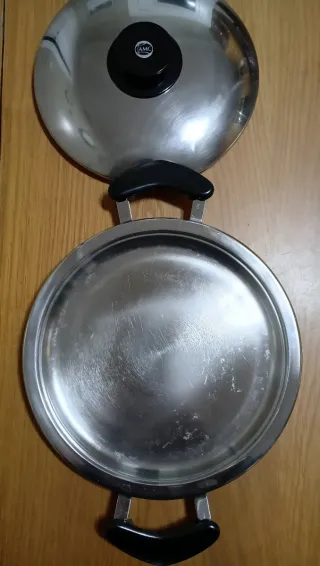 Asadora AMC de 24 cm