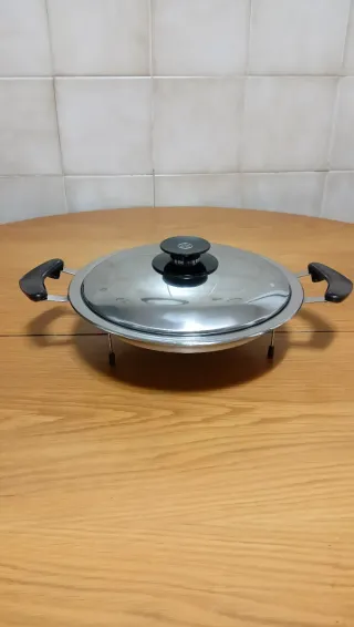 Asadora AMC de 24 cm