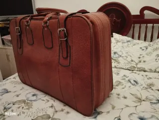 Maleta vintage marrón