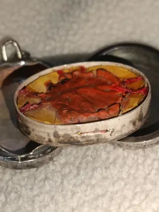 Relicario plata con 4 reliquias y sello lacre