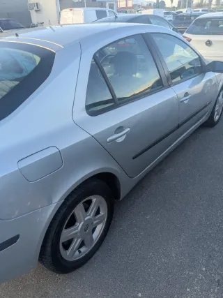 Renault Laguna 2002