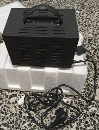 Convertidor de Voltaje 110/120V a 220/240V