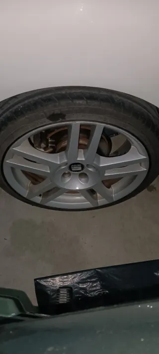 Llantas Cupra originales.