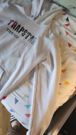 Sudadera Trapstar blanca capucha – Muy buen estado