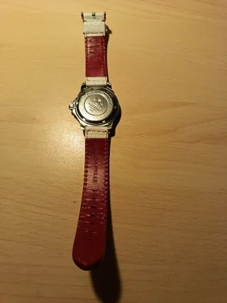 Reloj Festina Cuarzo Negro y Dorado