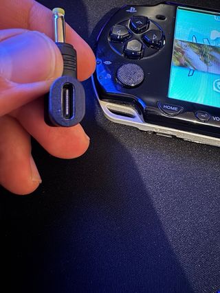 Adattatore tipo C per caricabatterie PSP