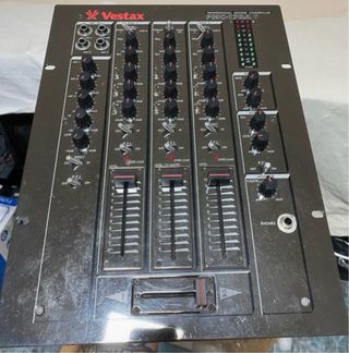 Vestax Dj mixer pcm 17A