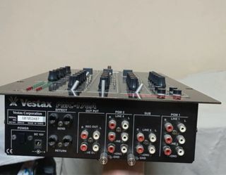 Vestax Dj mixer pcm 17A