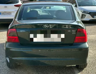 Opel Vectra 2000