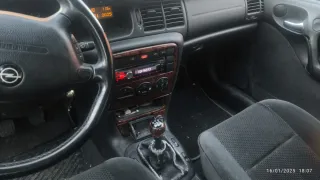 Opel Vectra 2000