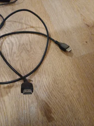 Wii U, con controller e giochi.