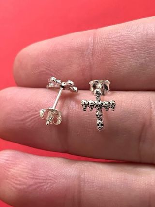 Llamativos Pendientes Cruz Calaveras Plata 925