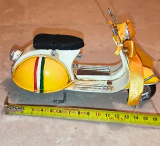 VESPA 125 Modellino in ferro ARTIGIANALE da collez