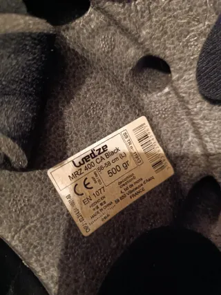 Botas esquiar Atomic Live fit pro, casco y bastone