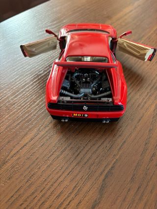 Modellino ferrari