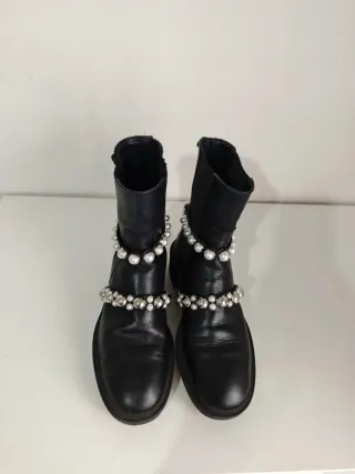 Botines piel Zara negro perlas