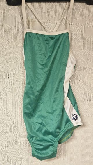 Bañador niña verde y blanco starfish