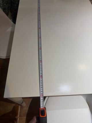 Comedor blanco con 4 sillas