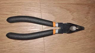 Pinza Beta