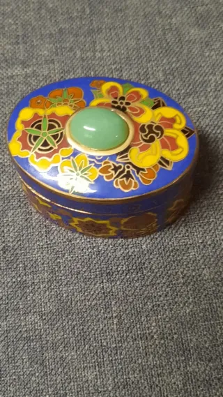 Piccola scatola cloisonne vintage