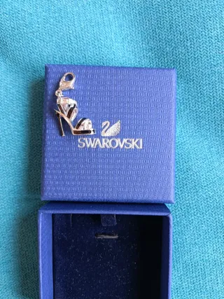 Colgante,charm "Swarovski".Sin usar