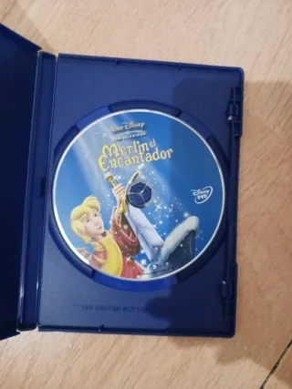 película "merlín el encantador"