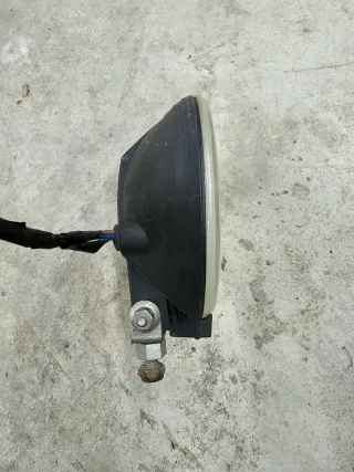 Faro Foco  Hella Comed 500 largas