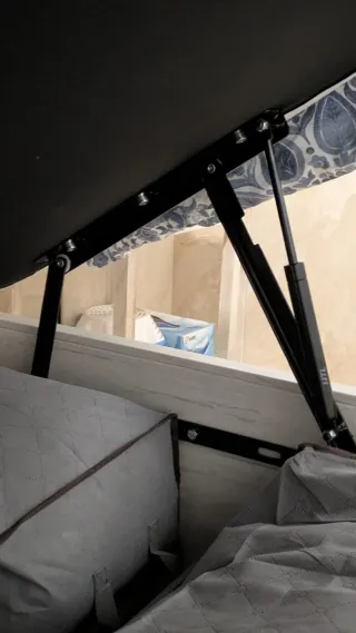 CANAPÉ EN PERFECTO ESTADO