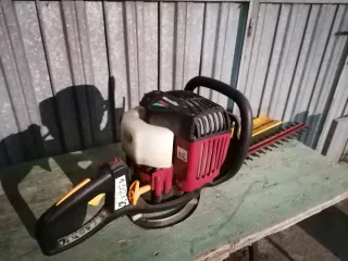 Cortasetos de gasolina