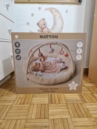 Manta de actividades para bebé