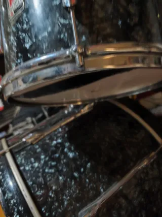 Batería Premier  de los 60 todo original.