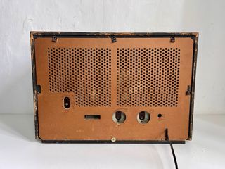 Radio de válvulas Philips BX 594 A