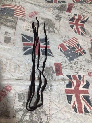 Lacci neri per scarpe