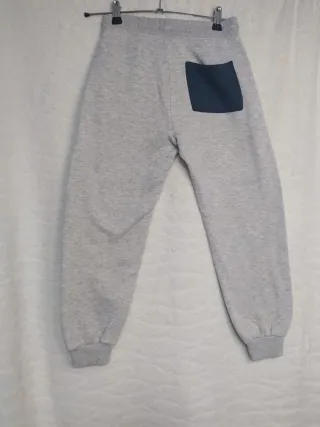 Conjunto chandal Lefties.