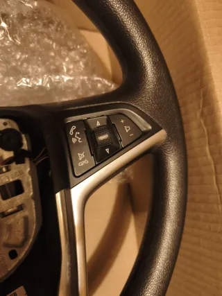 Volante Opel Astra J