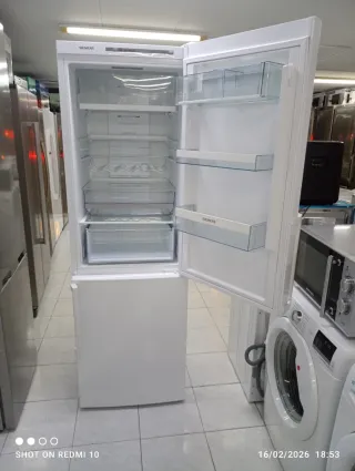 NEVERA MARCA SIEMENS