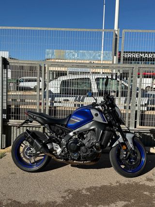 Yamaha MT-09 Naked Azul/Gris