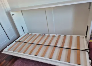 Cama abatible horizontal blanca