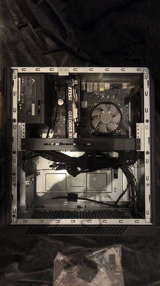 Ordenador PC MSI MAG Infinite S3 + TECLADO Y CASCO