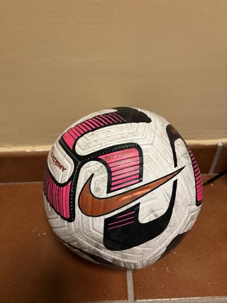 Balón Nike Academy