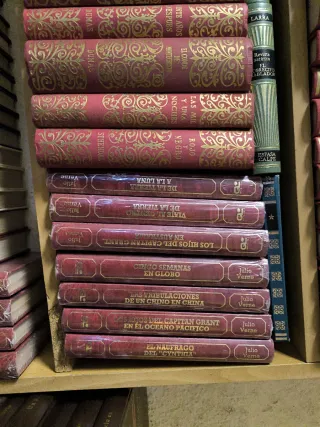 Libros literatura/decoración 2,3 y 5€ unidad