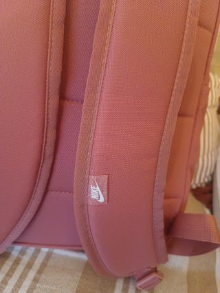 Mochila Nike Heritage Nueva, con etiqueta