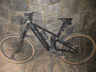 Bicicleta electrica focus jam 2 6.8