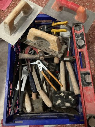 Caja de herramientas varias unas 50 aprx