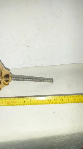 Antiguo pomo borla Bronce