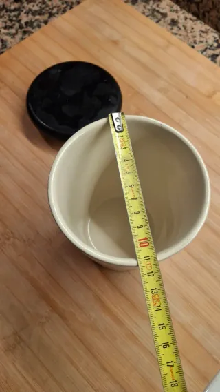 Set due mug e un barattolo caffé