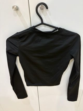 Camiseta negra de licra