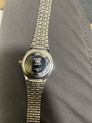 Casio MTP-B145D Rojo